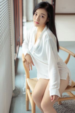 强奸班花摸班花大腿小黄文_BDBD在线观看